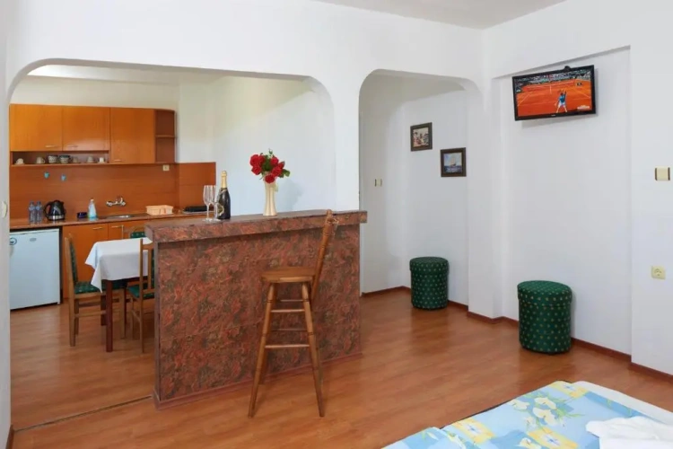 2 Bedrooms Apartment with balcony