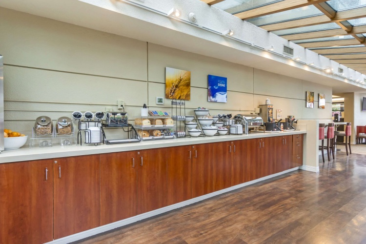 Comfort Inn & Suites Sea-Tac Airport photo 26