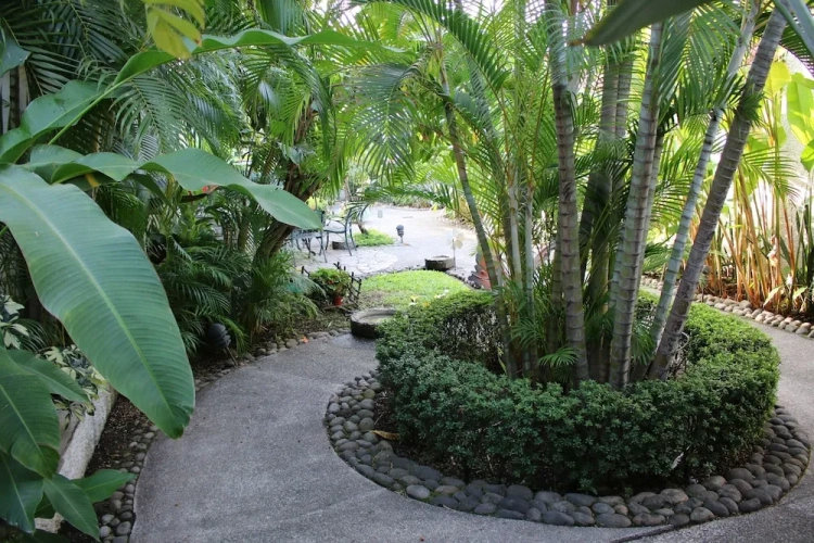 Executive Quadruple Suite with balcony and with garden view
