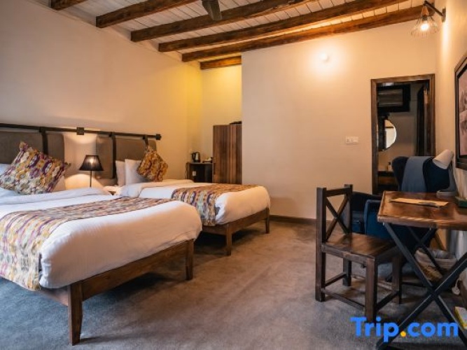 2 Bedrooms Chalet