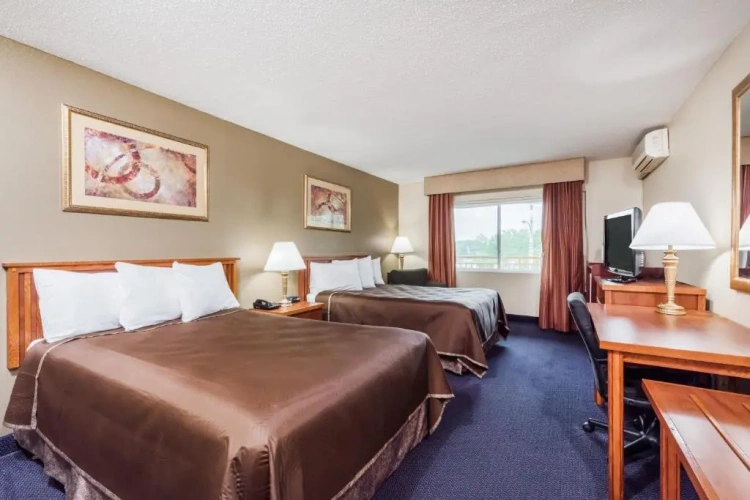 Twin room