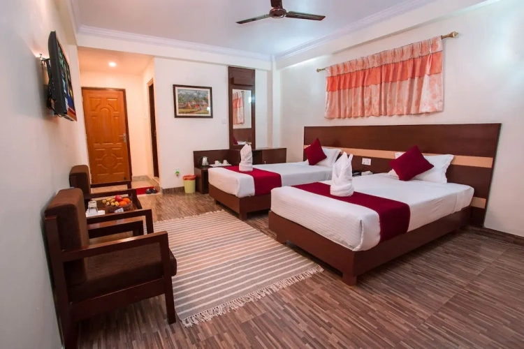 Deluxe Twin room with balcony