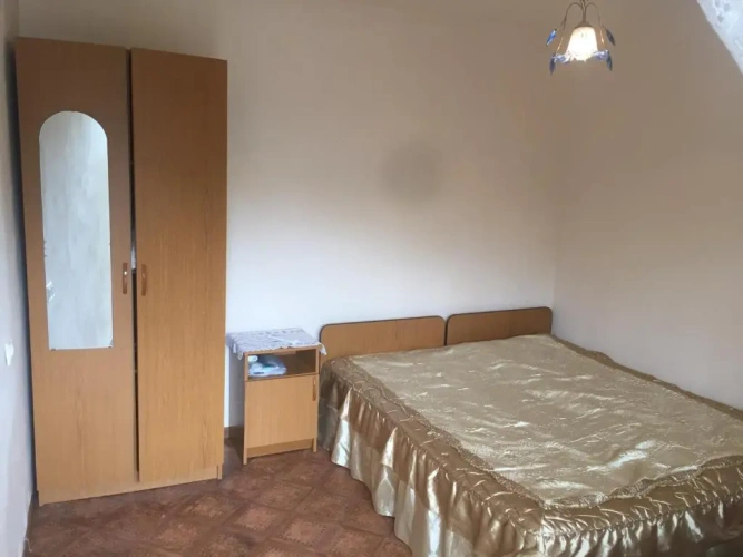 Economy Triple room
