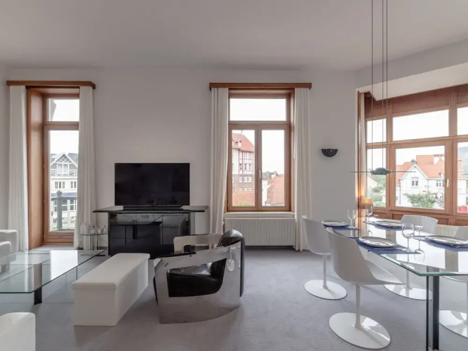 Stylish Apartment With Balcony/terrace