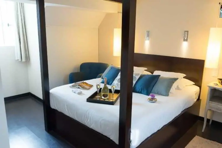 Standard Double Duplex room with view
