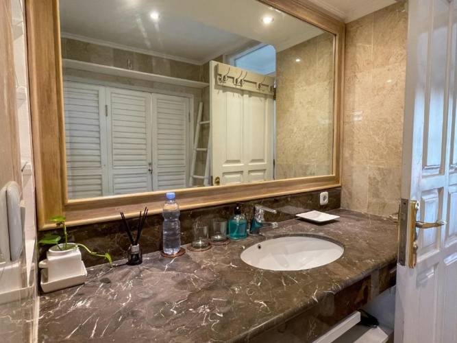 2 Bedrooms Villa