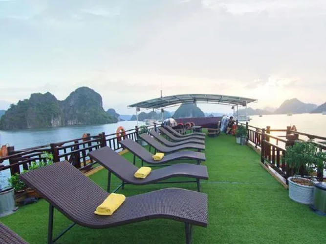 Halong Papaya Cruise