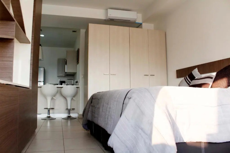 Premier Apartment Downtown 4 Guests 1202