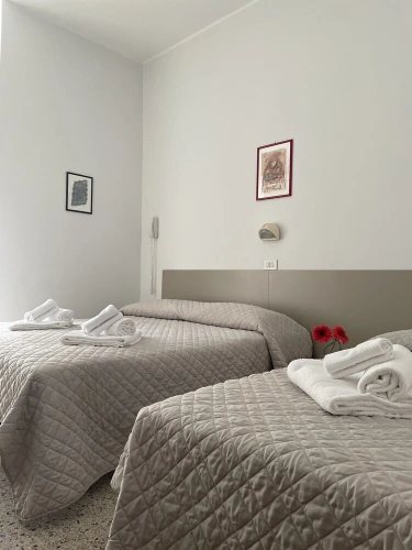 Standard Triple room with balcony
