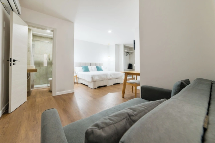 Standard Family room