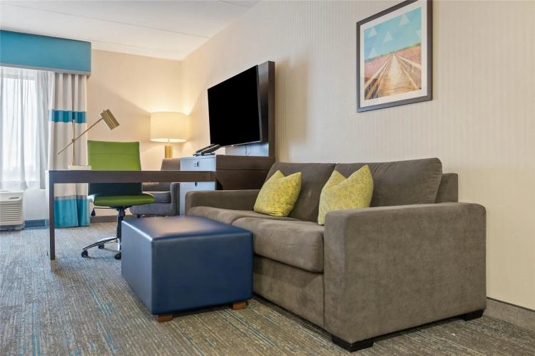 Hampton Inn by Hilton Winnipeg Airport/Polo Park photo 6