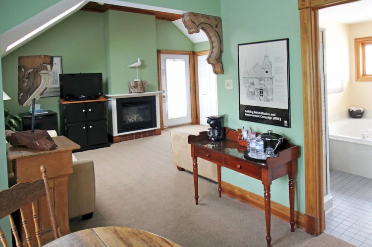Kettle Creek Inn
