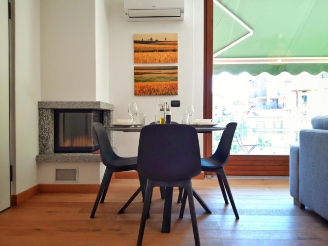 2 Bedrooms Apartment