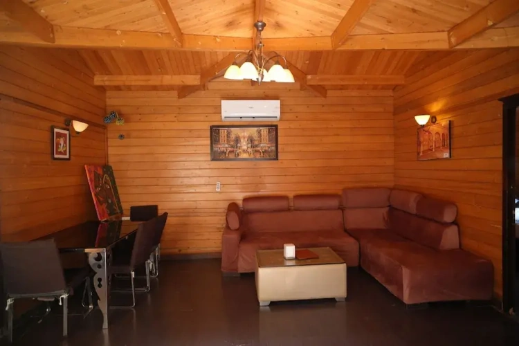 Double Cottage