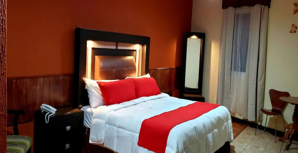 Hotel Murillo Plaza