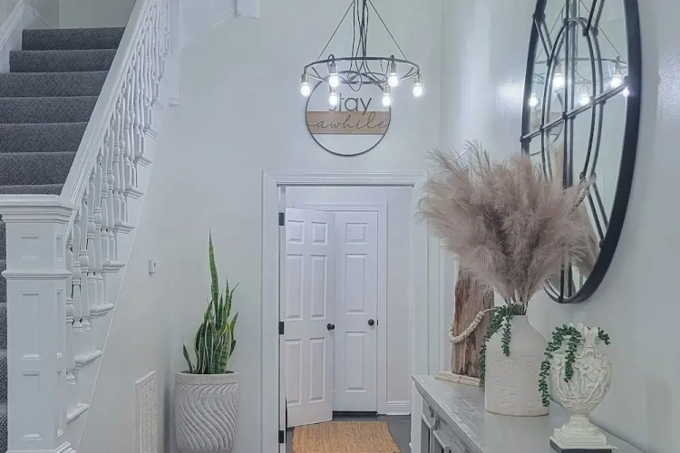 4 Bedrooms Cottage with balcony