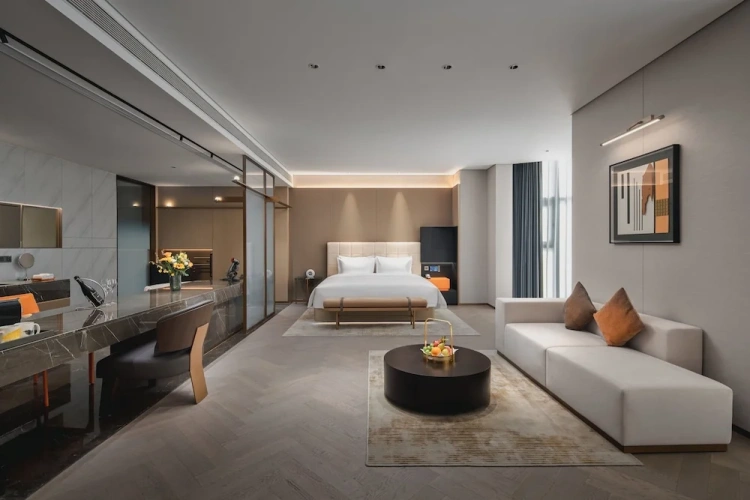 Double Suite