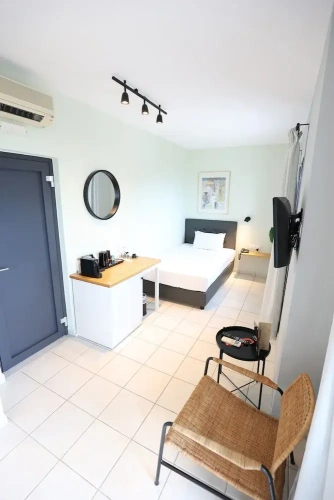 Standard Single room with balcony and with sea view