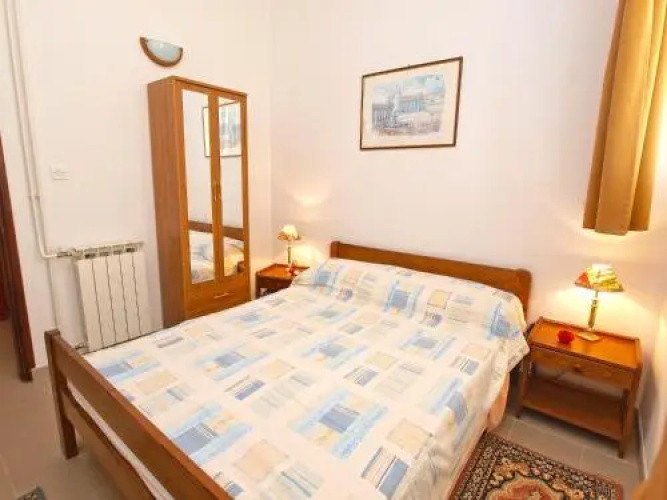 Apartment Rov 894