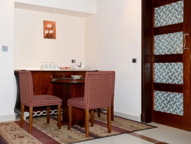 Deluxe Suite