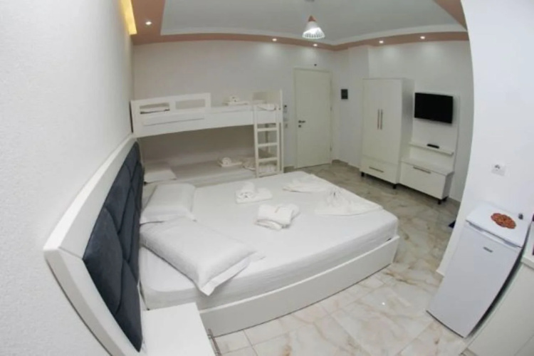Vila Landi