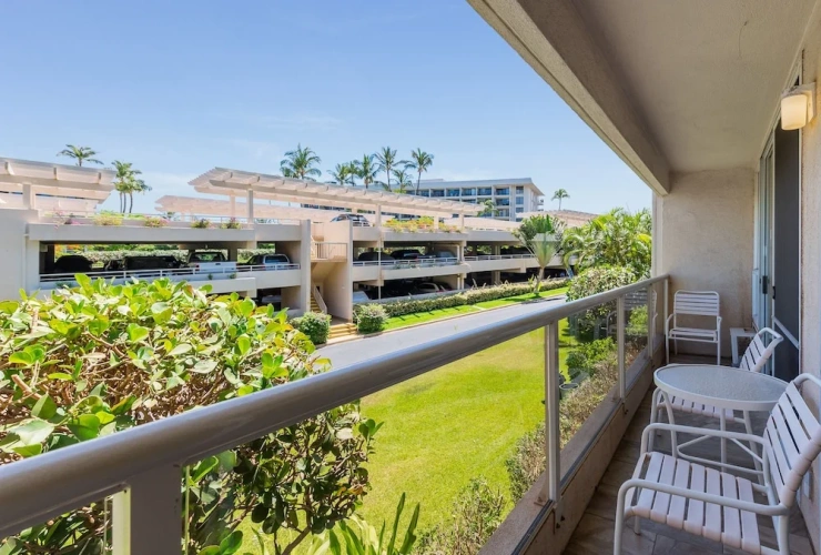 1 Bedroom Standard room with balcony and with garden view