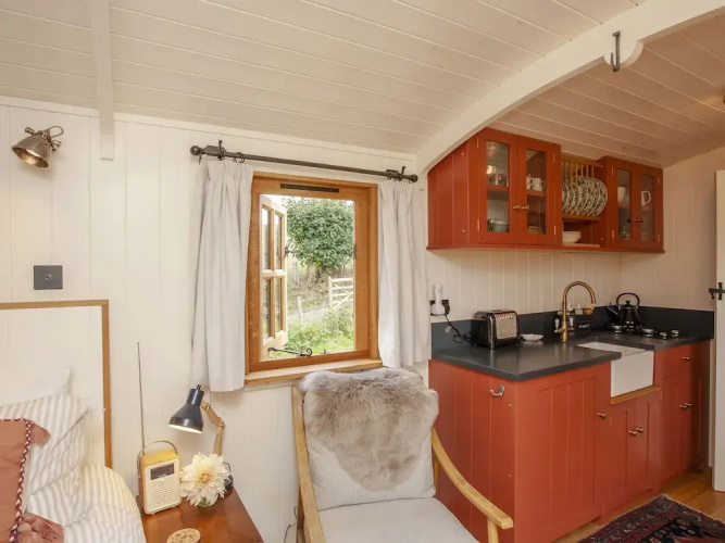 Spindleberry Hut
