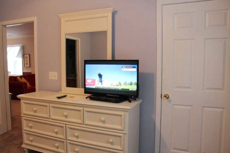 1021 Willow Bend