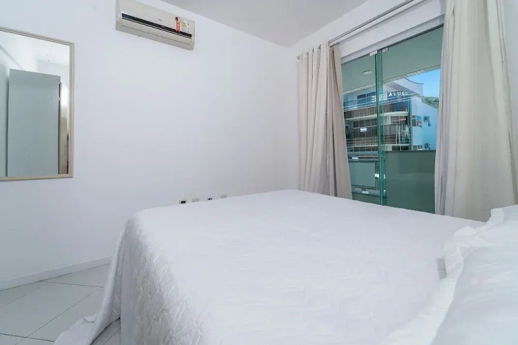 839 -Apartamento 2 dormitórios Bombinhas