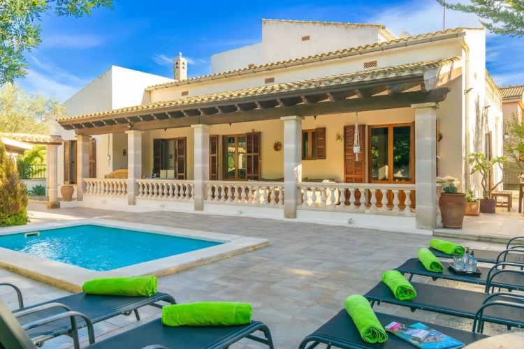 Villa