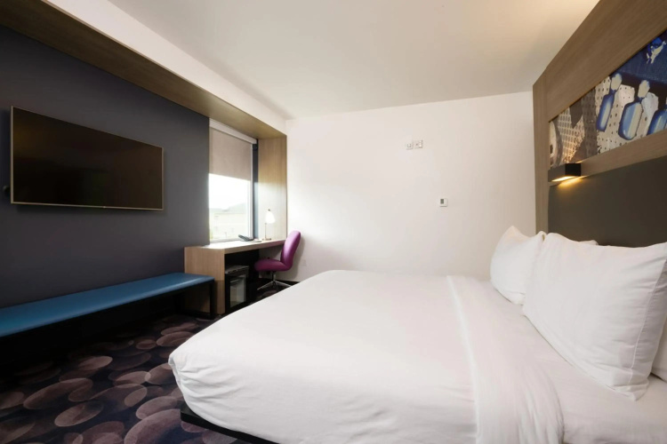 Aloft Austin Airport
