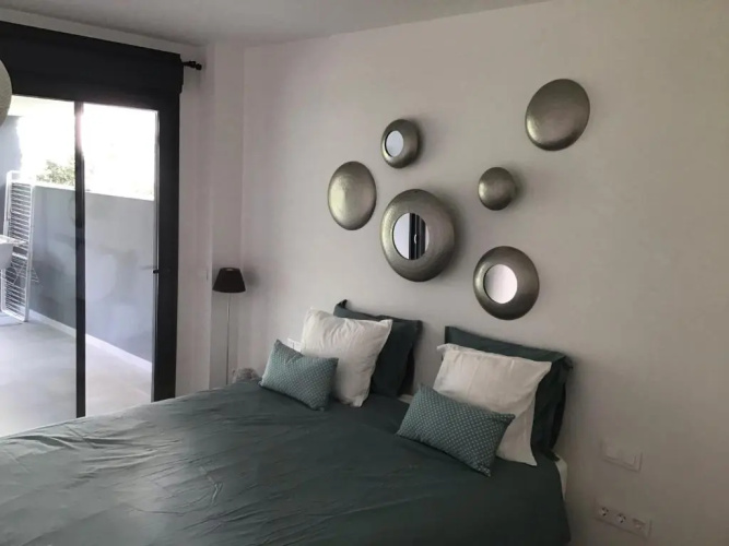 Oasis 325 Cronos homes