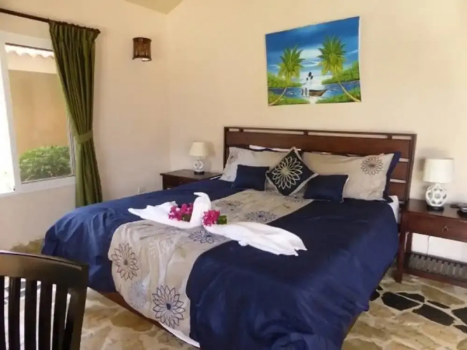 Elegant and Private 4 Bedroom Villa