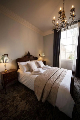 East Walls Hotel