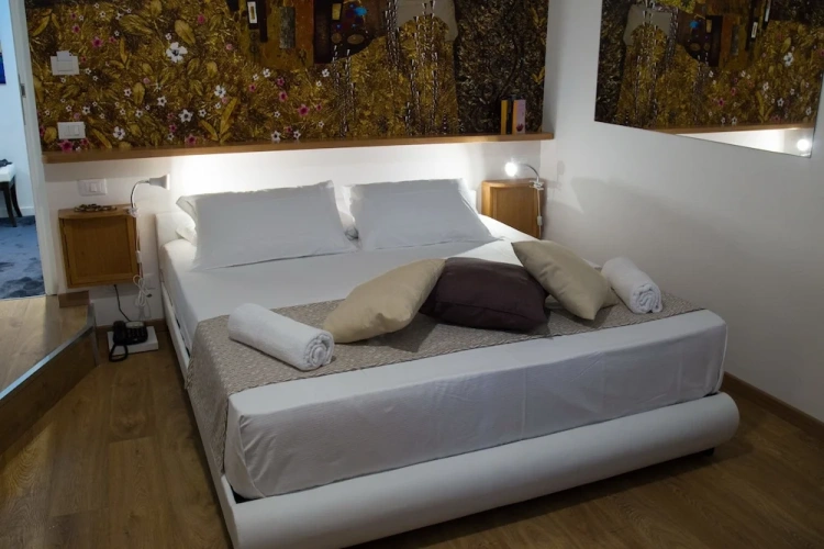 Standard Double room with balcony