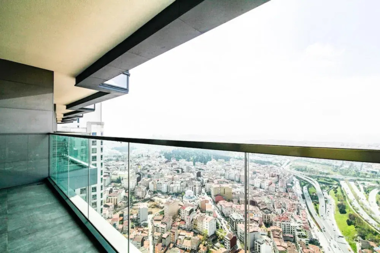 Chic And Scenic Studio Flat In Sisli