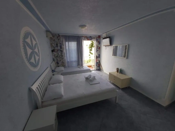 2 Bedrooms Apartment with balcony and with sea view
