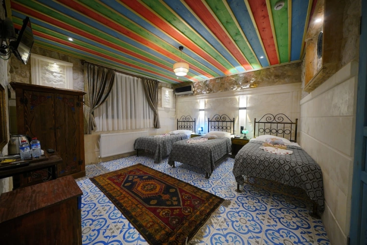 Comfort room