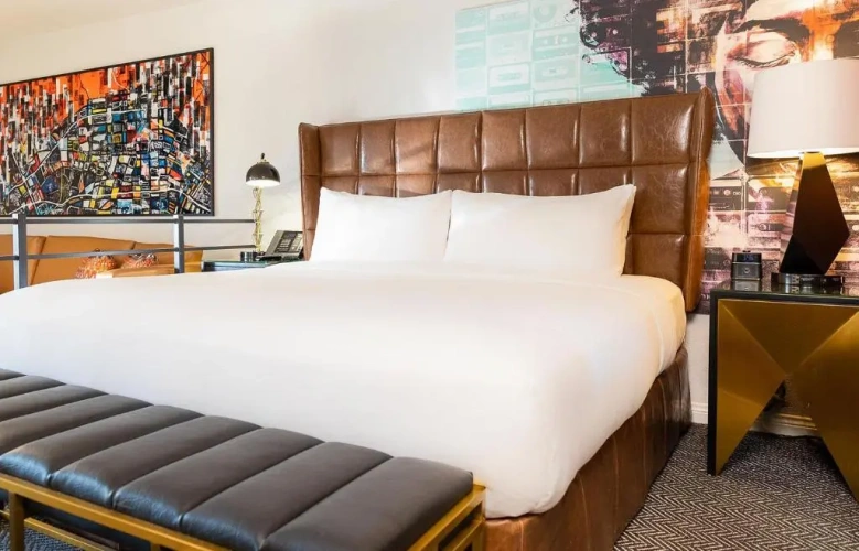 Deluxe Double Suite