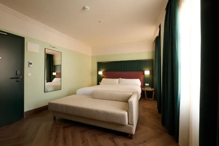 Superior room