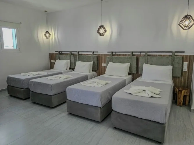 Classic Quadruple room