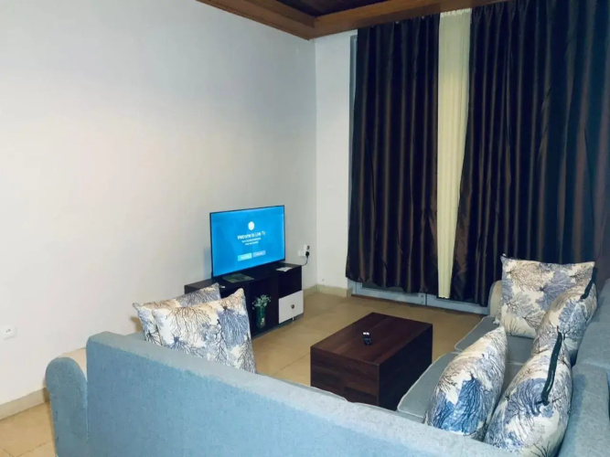 Crown Apartments -1Bedroom