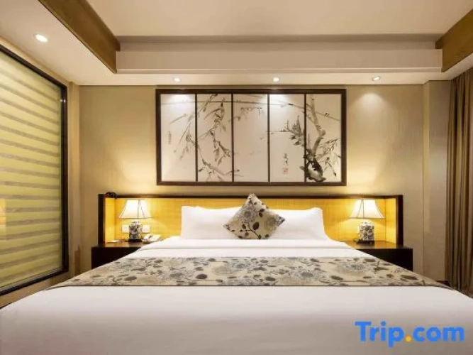 Deluxe Double room with view