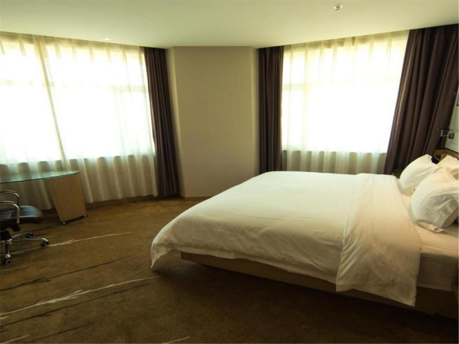 Standard Suite