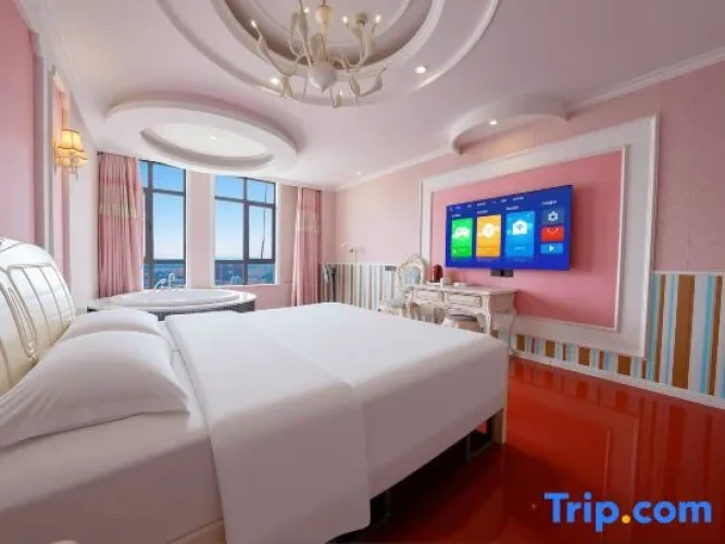 Standard Double room with city view