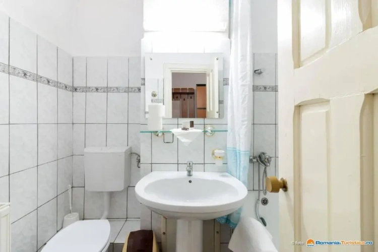 Standard Twin room with balcony