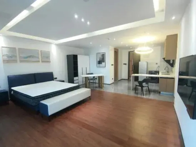 Honor First International Apartment (Poly Skyline)
