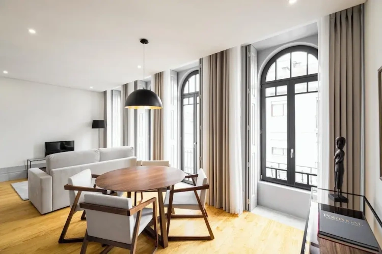 1 Bedroom Deluxe Apartment