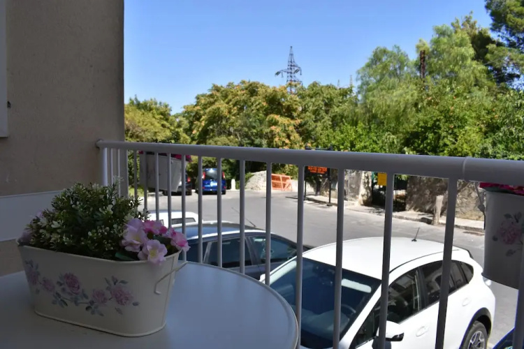 Dafni - Shabby Chic Guesthouse