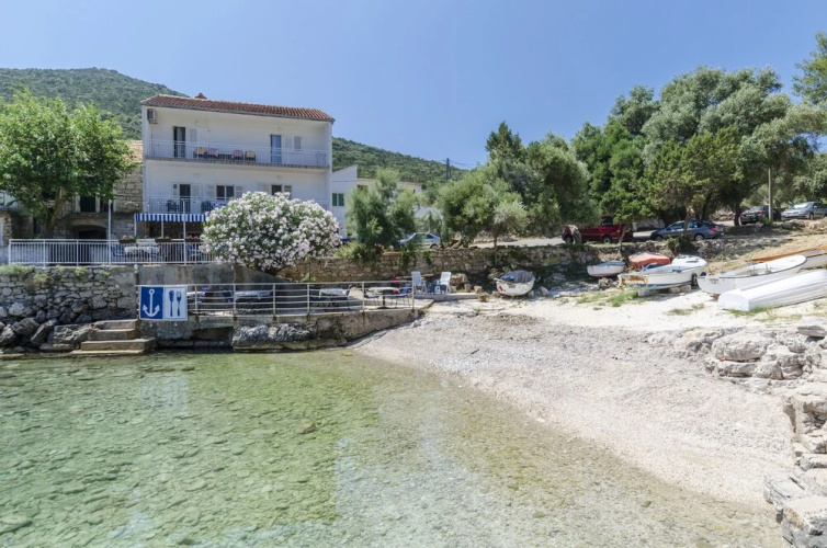 House Davorka